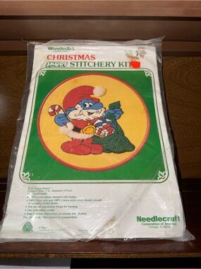 VIntage- WonderArt Christmas Smurf Stitchery Kit - Red, Green, Yellow